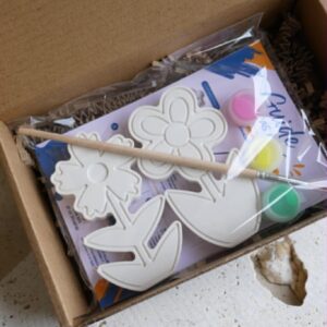 Kit créatif peinture sur jesmonite fleurs